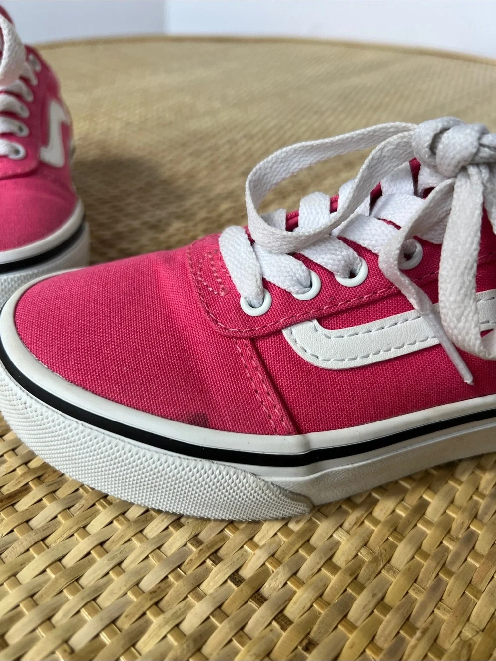 Vans Ward Honeysuckle Pink white Canvas Sneaker Missy/Youth/Little Girl Size 12